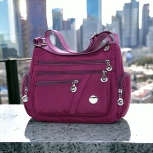 🆕️Trendy Nylon Crossbody Casual Waterproof Travel Bag | 7 Zippered Pockets 💜💼